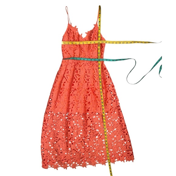 ASTR The Label Coral Lace Midi Dress XS Romantic Lace Crochet Wedding Guest - Picture 10 of 12